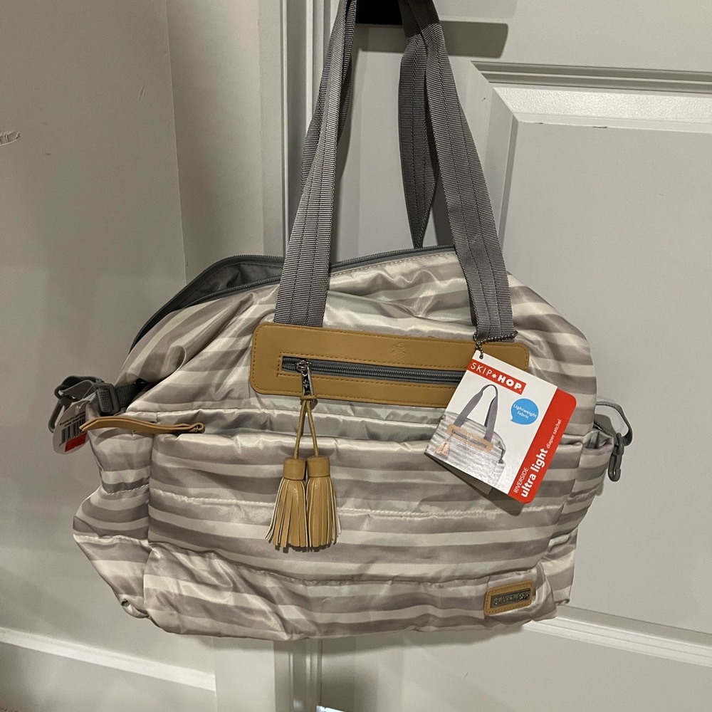 Skip Hop Riverside Diaper Bag Oyster Stripe - Picture 7 of 8